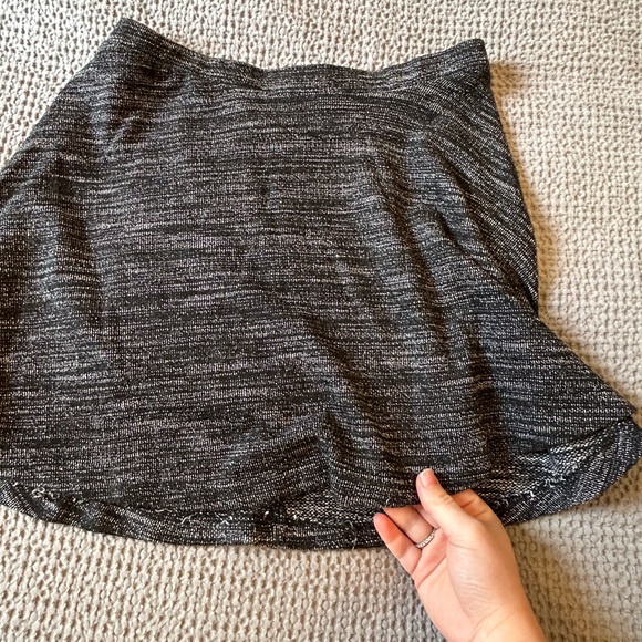 🌸BOGO🌸 skirt - Picture 3 of 4